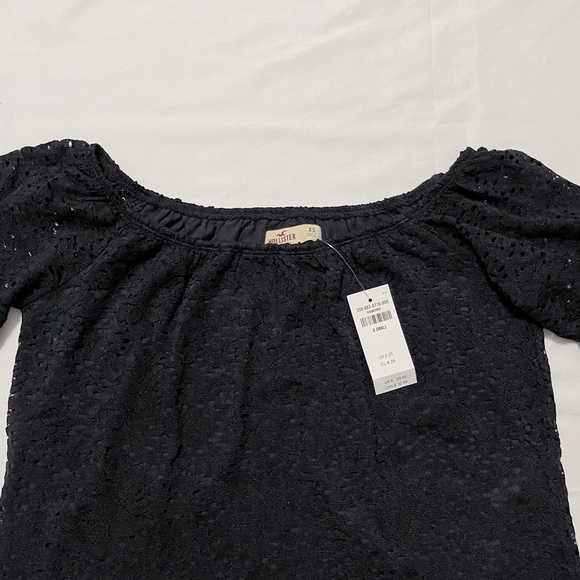 ✨Host Pick✨Hollister Black Lace Off The Shoulder Top - Picture 3 of 8